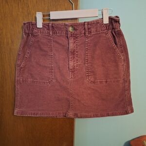 American Eagle Women's Faded Red Corduroy Mini Skirt W/ Elastic Side Size 8
